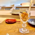 鮨おばな - 来ました、名物の雲丹パフェ