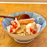 鮨おばな - 海老小丼　熟成の継ぎ足しタレ　旨味と香ばしい香り！