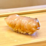 鮨おばな - 鰆のズケ　旨味沁み出る