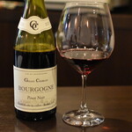 ワインバー バッカス - ブルゴーニュ・ピノ・ノワール・ジル・シャルロット（１，２５０円）