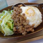 台味弁当 - ルーローハン