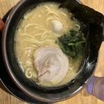 横浜家系ラーメン 一新家 - 