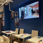 PANAME Crêpes de Paris - 内装もオシャレです(*^ω^*)