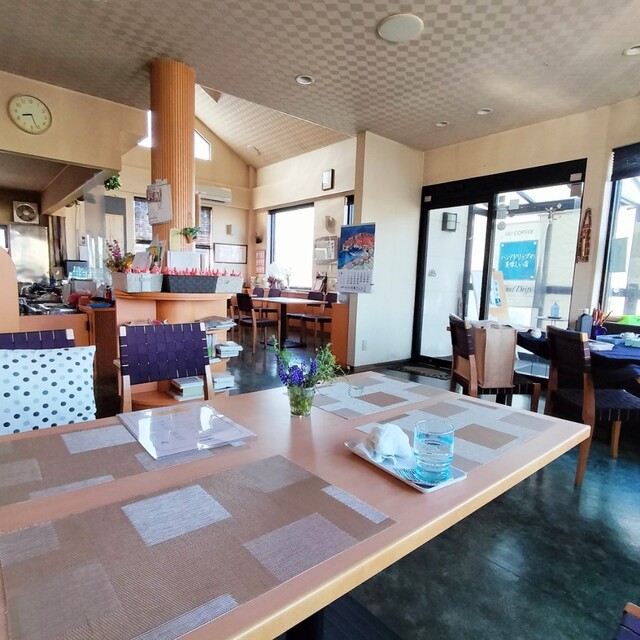 みつばち - 下庄/喫茶店 | 食べログ