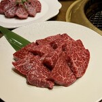 焼肉 龍華園 - 黒毛和牛ロース×2