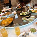 Kuang Seafood - 料理写真:料理がどんどん出てくる