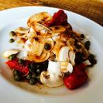 ストーリア - 生で食べられるマッシュルームは限られた農家でしか作られない極上の一品です。