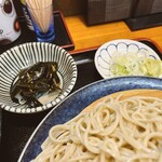 ののや - 薬味、昆布の煮物