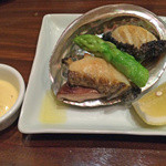 お酒と博多小皿 たなかだ - 蒸しあわび