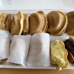 あじまん - 今川焼きよりは少し小さめの気がする