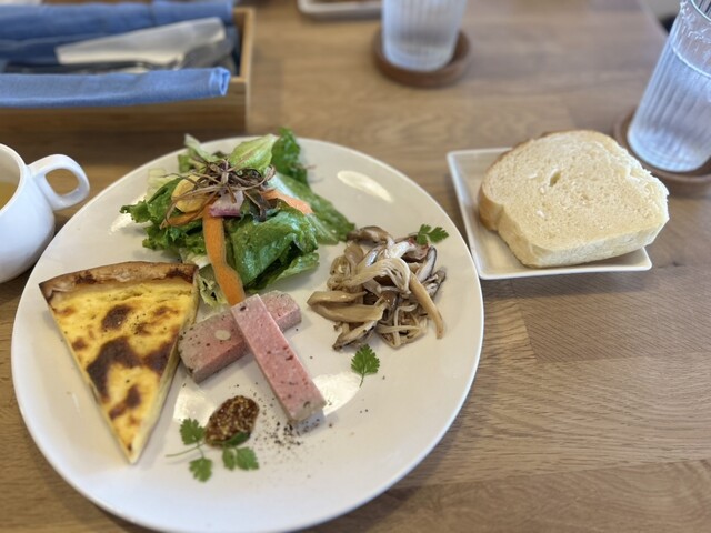 33（Trenta tr&eacute;/トレンタトレ） - 中央弘前（カフェ）の写真