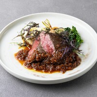 ブラックアンガス牛のステーキ　シャリアピンソース