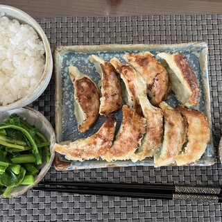 ぎょうざやさん_1