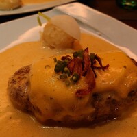 旬菜ステーキ処 らいむらいと - らいむらいと風チーズハンバーグ