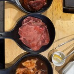 焼肉ホルモン オンザライス - 