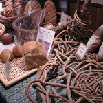 トゥクトゥク - 小さなパンから大きなパンまで種類は豊富