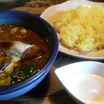 アジアンスープカリー べす - 温玉