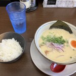 鶏白湯ラーメン 一ノ瀬 - 安定の美味さ！