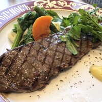 ゴドノフ東京 丸ビル店 - ステーキ