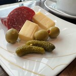 Royal Orchid Lounge - 