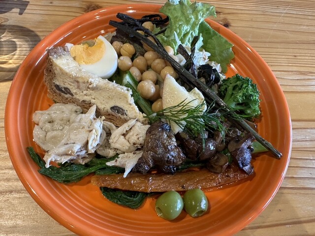 桑折の本格ピザ店「ピザスタ」- 手作り生地と豊富なトッピングで満足のランチ＆ディナー