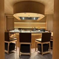 大阪鉄板焼き 神戸牛 TATARA - 