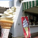 滝野すずらん丘陵公園 鱒見口売店 - 料理写真:ソフトクリーム（310円）