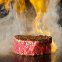 【ランチおすすめ】特選国産牛フィレ肉とサラダのランチ　お一人様5,800円