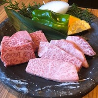 神戸牛焼肉 石田屋。Hanareの上 - 