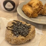 beiju #酵素玄米からはじまる - おにぎり・昆布と旨しお（280円）