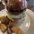 エーエス クラシックス ダイナー - 料理写真:チリバーガー、ポテト付き