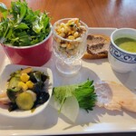 ヴァンティミリア - サラダと前菜盛り合わせ