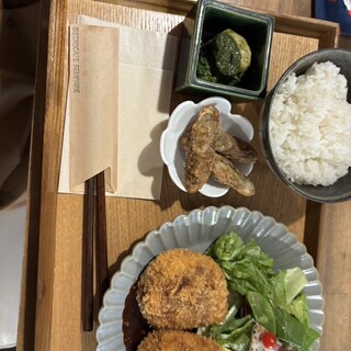 ビストロ カフェ ランプリール_1