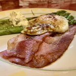 ブラッスリー・ハル - 