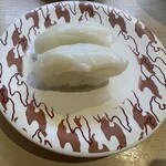 佐渡廻転寿司 弁慶 - 今日の「えんがわ」は、少々厚切りで提供されてました。本当にコリコリで、これも3回注文しました。