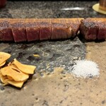 鉄板ステーキ 花心 - 肉は溶けます。