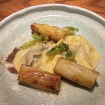 トムクリオーザ - ホワイトアスパラと蛍烏賊のラビオリ 蕗の薹