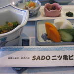 SADO二ツ亀ビューホテル - 食卓