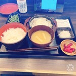 炭火焼干物定食 しんぱち食堂 - 