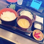 炭火焼干物定食 しんぱち食堂 - 