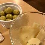 Taverna335 - 生姜のマリネ&オリーブ