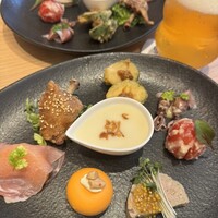 炭火とワインと純米酒 King Momo - 