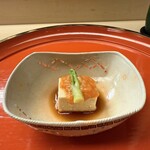 赤坂 菊乃井 - 猪口　鯛白子、珍しい生なまこ、タラの芽