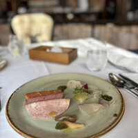 RESTAURANT DAZZLE - 
