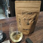 クロモリ - セリの根茶と緑茶のブレンド　緑茶の苦味が薄くてとても飲みやすく、香りもよかったです。