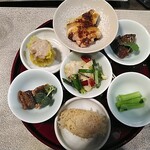 クロモリ - 前菜　これだけ多様でありながら、素材の味が濃く前面に来る。技術の高さを感じます。