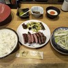牛たん炭焼き 利久 泉本店