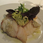 銀座 ハプスブルク・ファイルヒェン - 真鱈のシュニッテを香ばしく揚げて蕪のサラダと千寿葱のビネグレット　エストラゴン風味