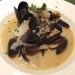 ワインレストラン ドミナス - モンサンミッシェルのムール貝のシャルドネマルニエール