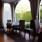 メゾン・ド・タカ芦屋 - 店内の雰囲気